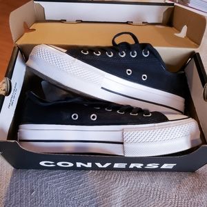 black converse platforms